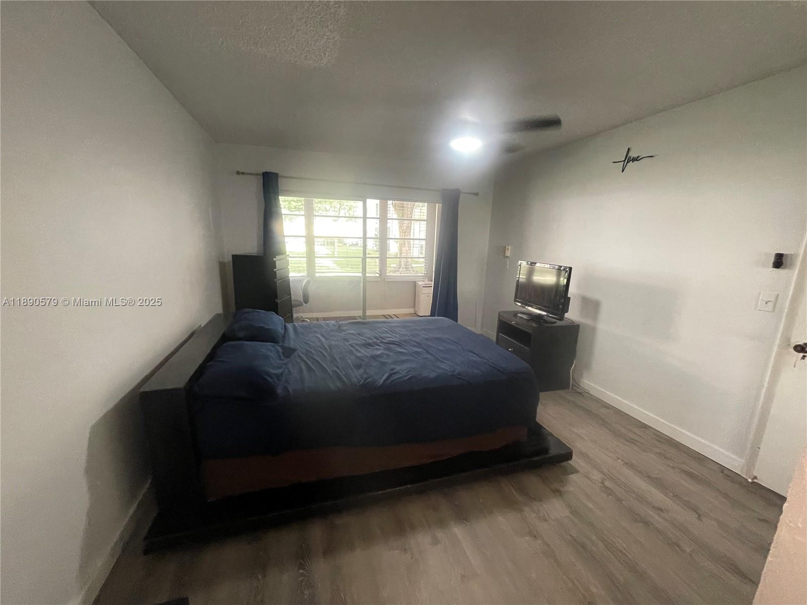 BERKLEY HOUSE EAST - Residential Lease