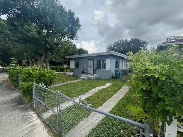 GROVELAND PK - Residential Income
