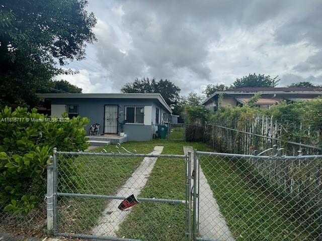 GROVELAND PK - Residential Income