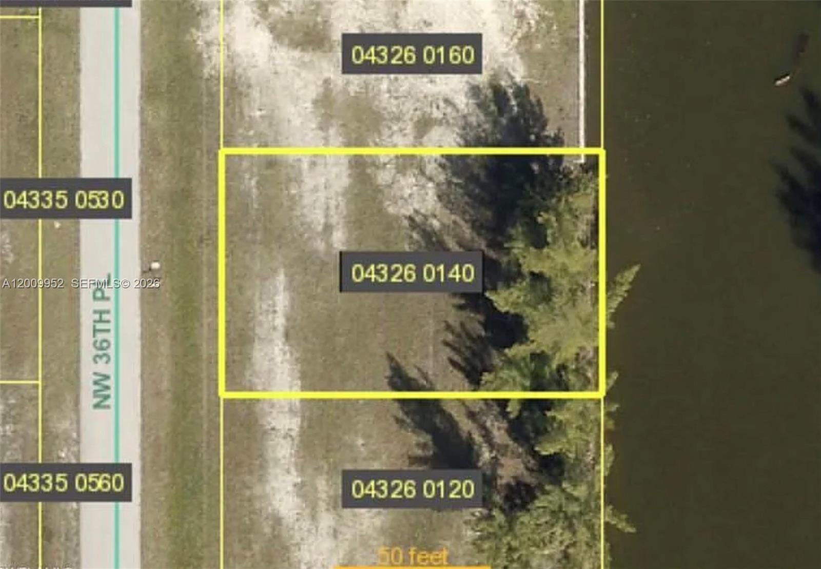CAPE CORAL - Land