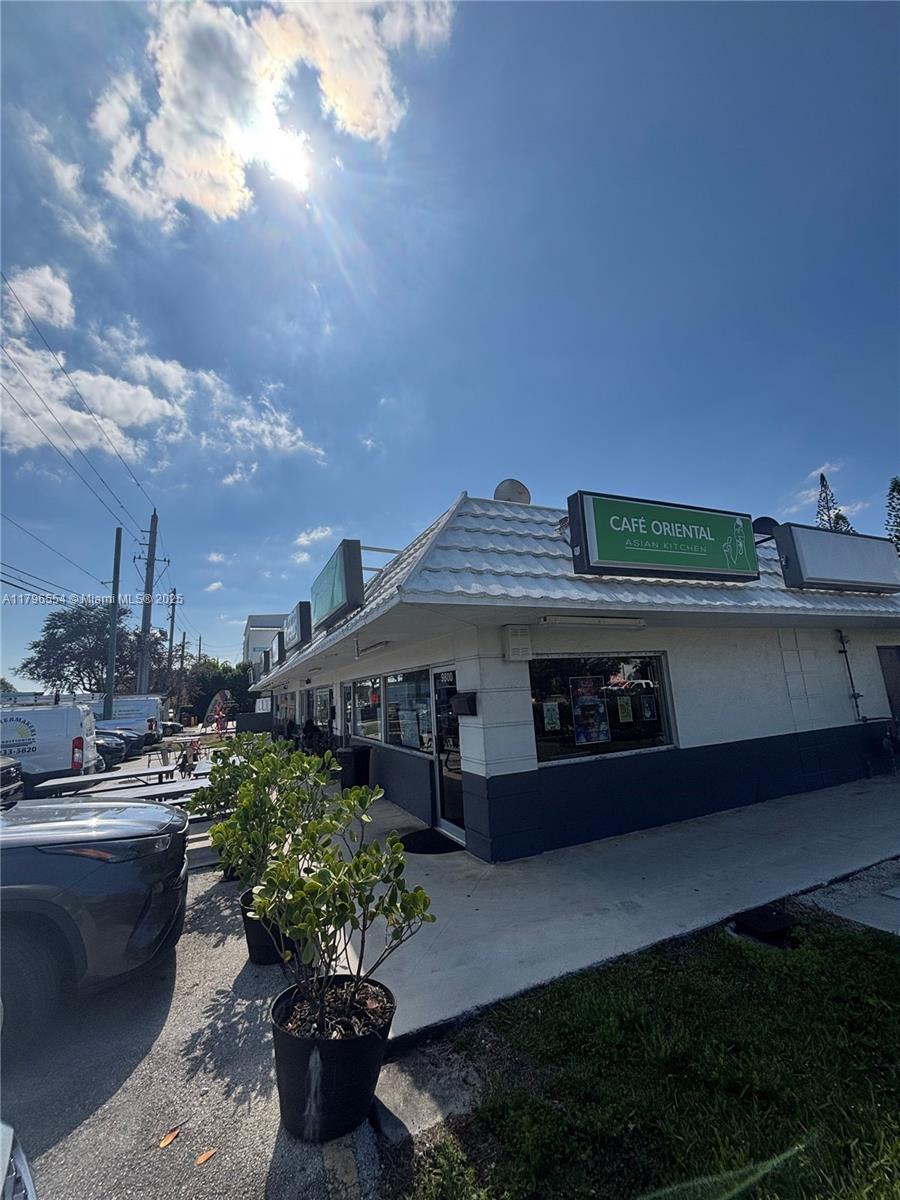 9800 SW 77th Ave
