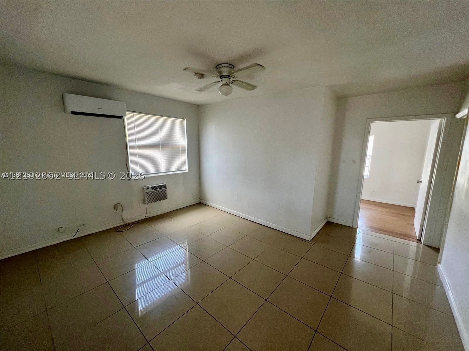 548 NW 30th St 4