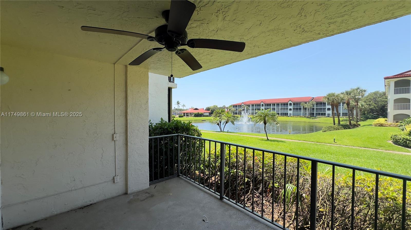 View photos, virtual tours, details... 7030 Half Moon Cir 121