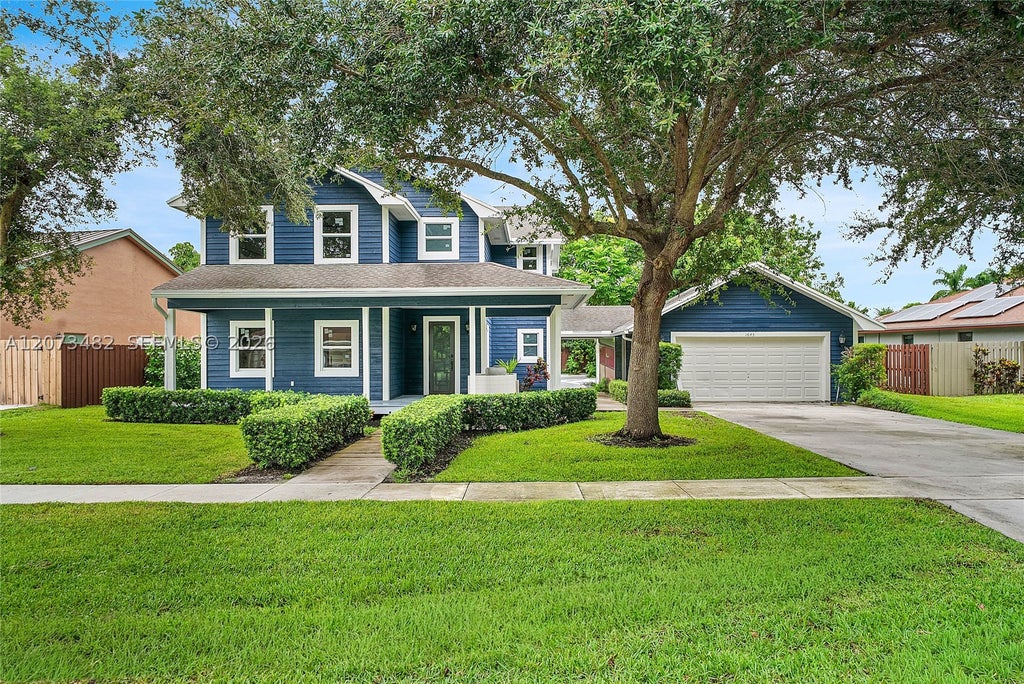 Photo of 1645 The 12th Fairway, Wellington, FL 33414 (MLS # A12073482)