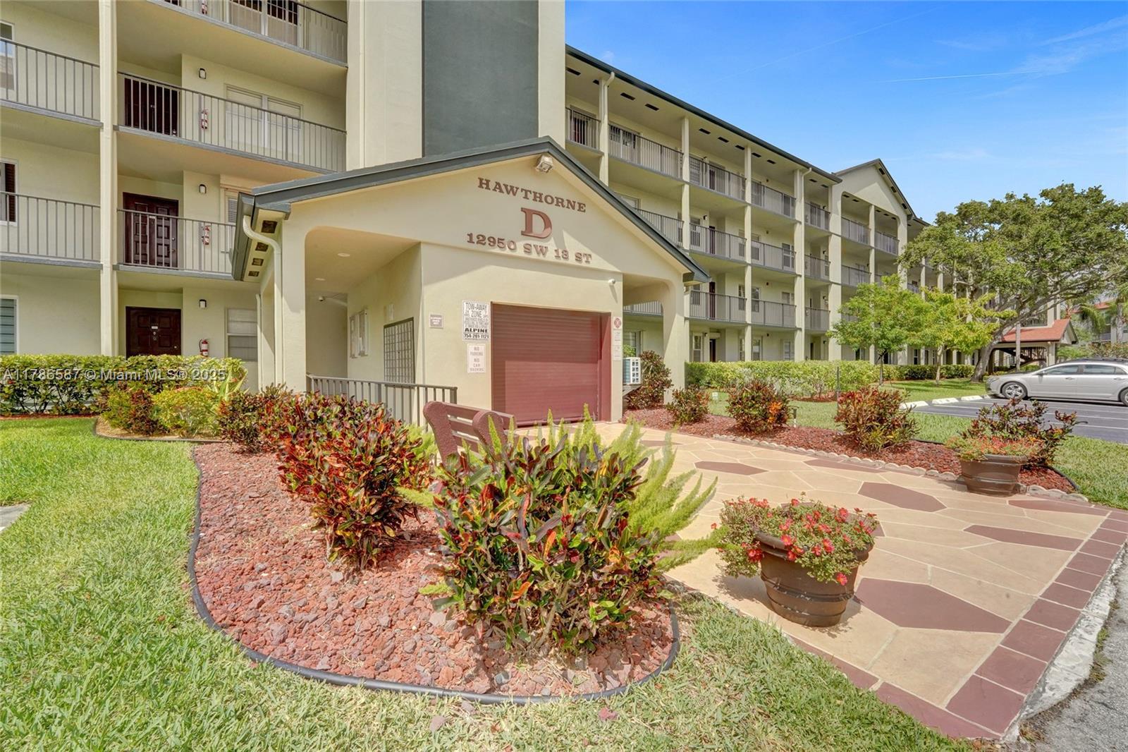 12950 SW 13th St 202D