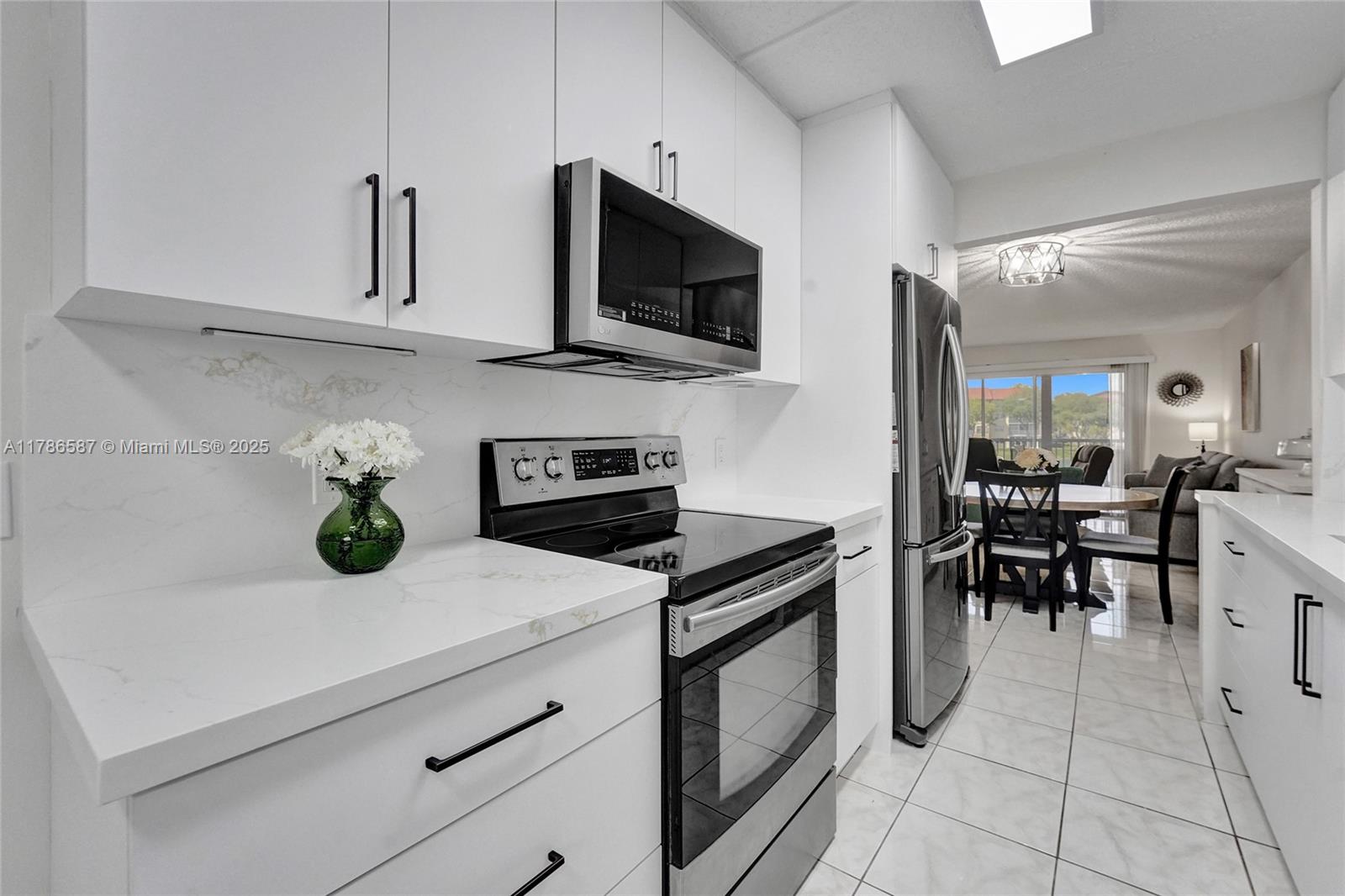 HAWTHORNE AT CENTURY VILL - Residential
