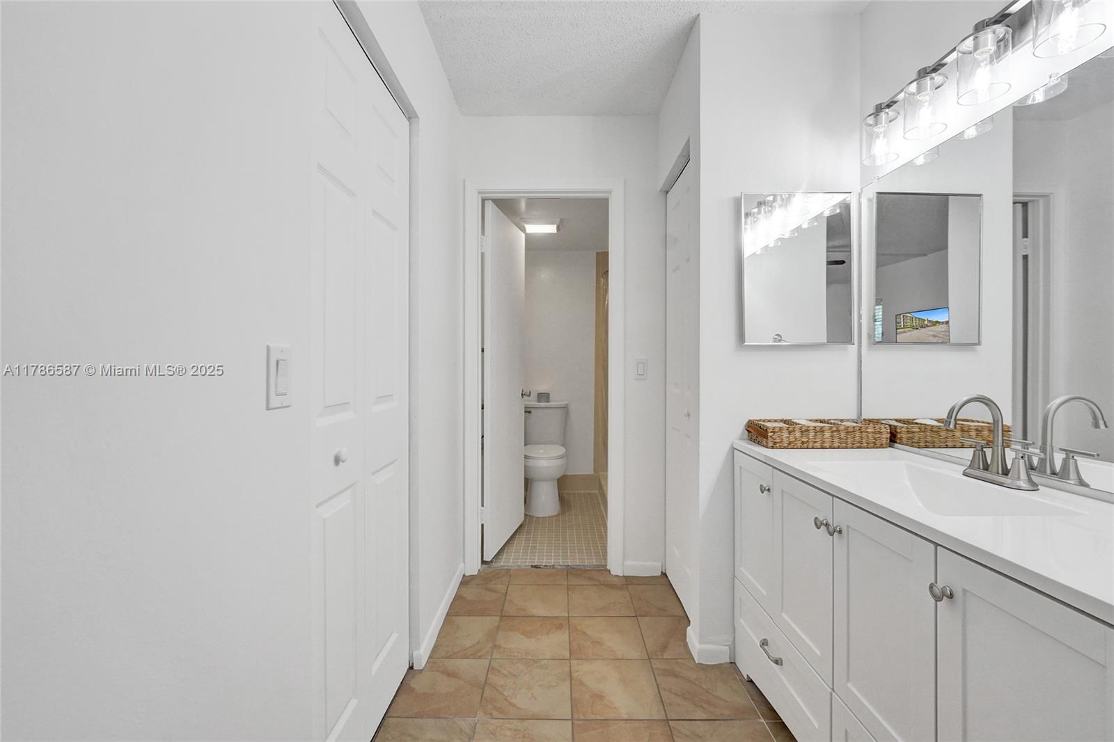 HAWTHORNE AT CENTURY VILL - Residential