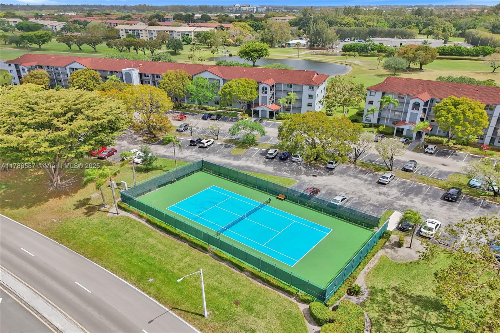 HAWTHORNE AT CENTURY VILL - Residential