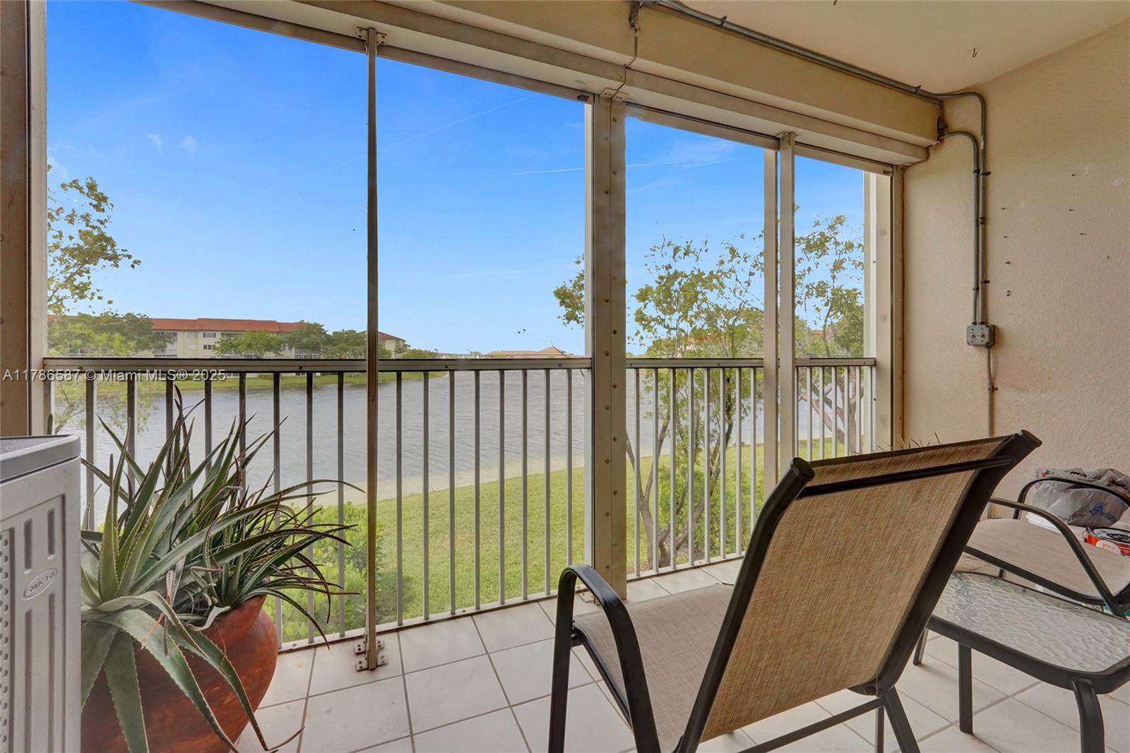 HAWTHORNE AT CENTURY VILL - Residential