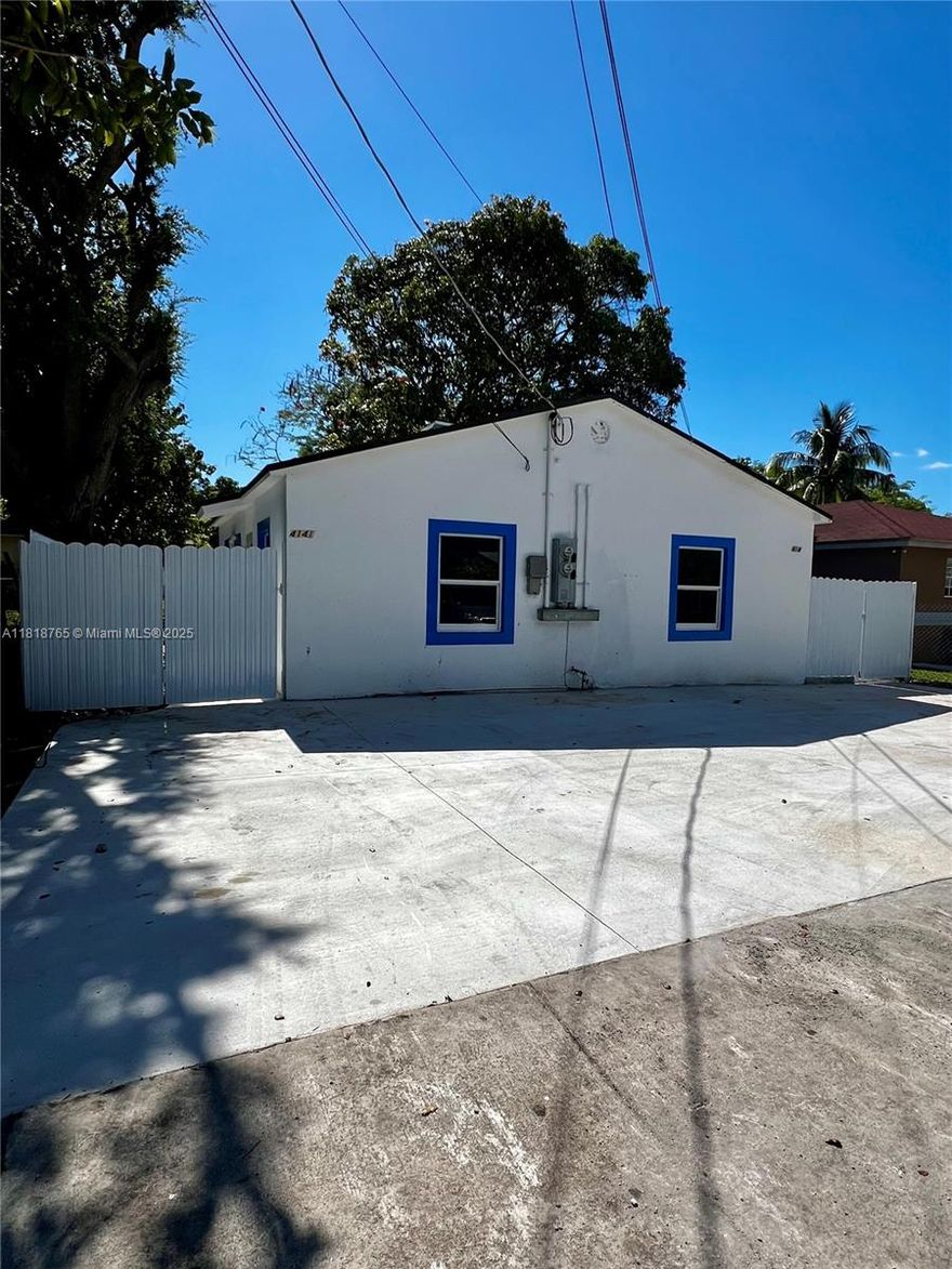 Newly constructed and fully furnished property featuring two 1BD/1BA units and one legal, renovated efficiency studio. Built in 2024 with hurricane-impact windows, vinyl flooring, PVC plumbing, electric tankless water heaters, and brand new appliances. Each unit has its own 2024 mini split system. Shingle roof (2024). Brand new concrete driveway fits 6 cars. Durafence installed in 2025. Three mature mango trees on site. Turnkey and ready to move in – perfect for investors or owner-occupants. Live in one unit and rent the rest! Schedule the showing.