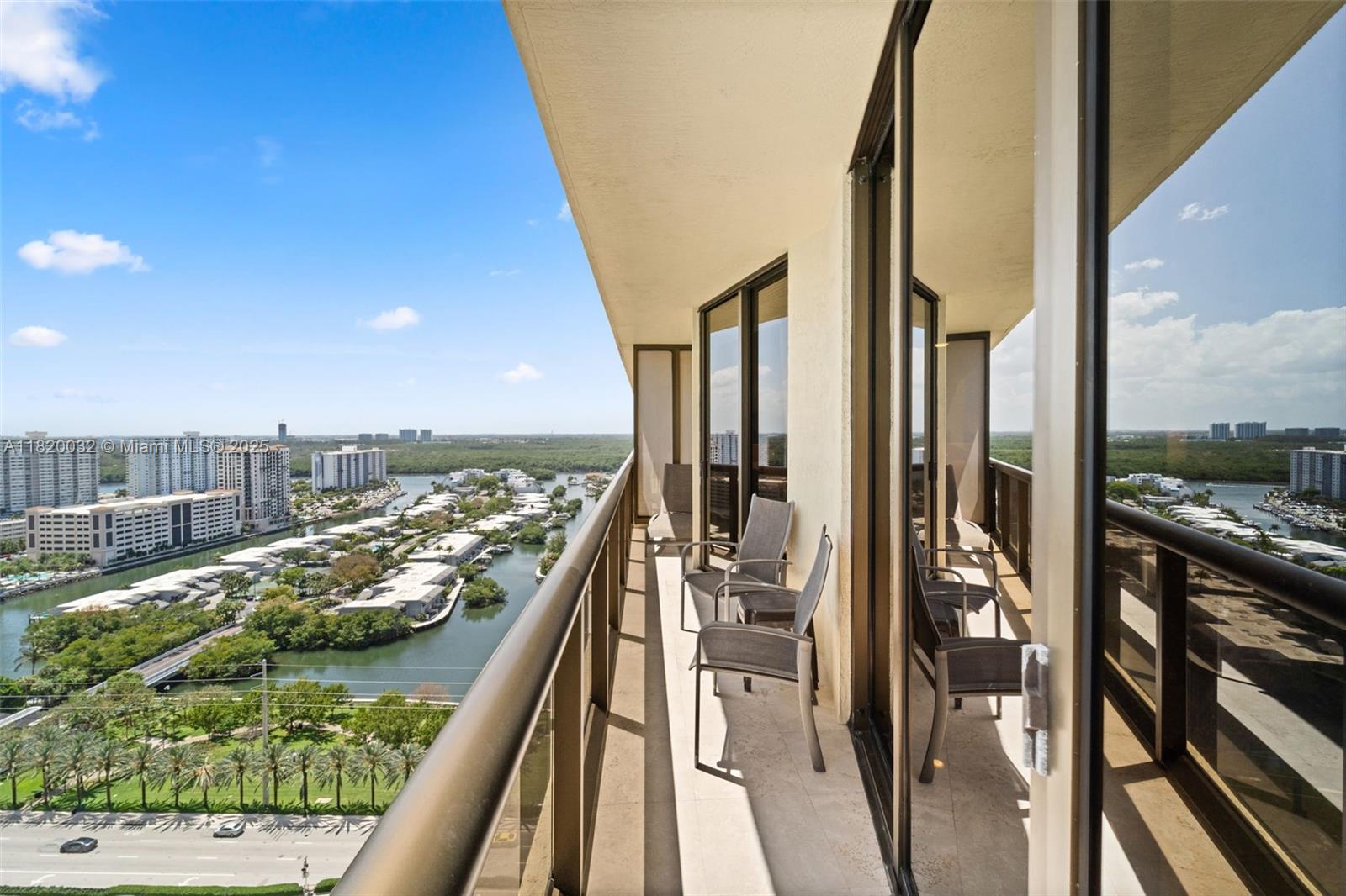 SAYAN CONDO - Residential Lease