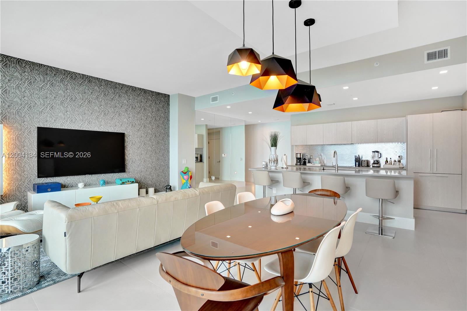 PARAISO BAYVIEWS CONDO - Residential Lease