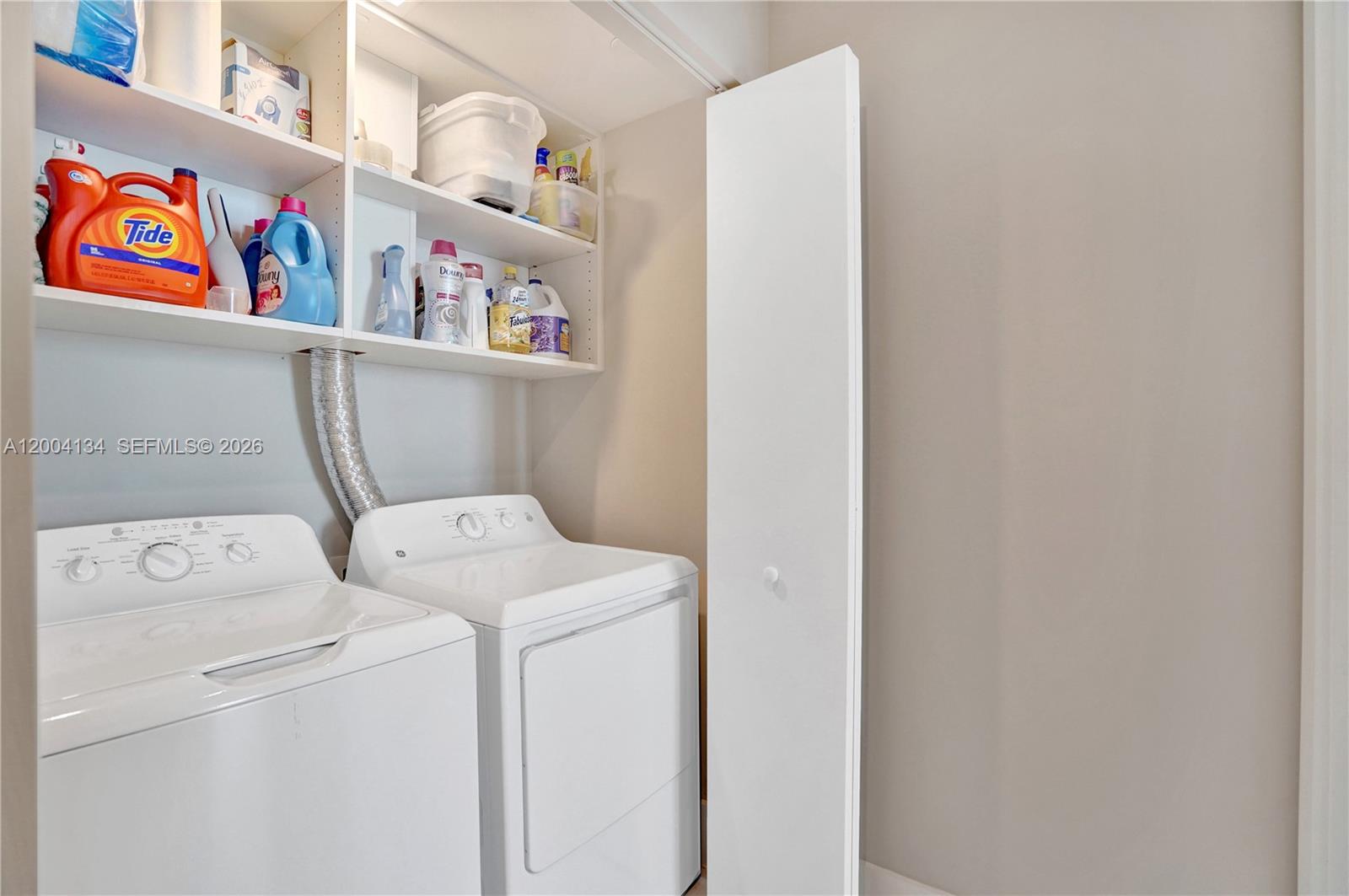 PARAISO BAYVIEWS CONDO - Residential Lease