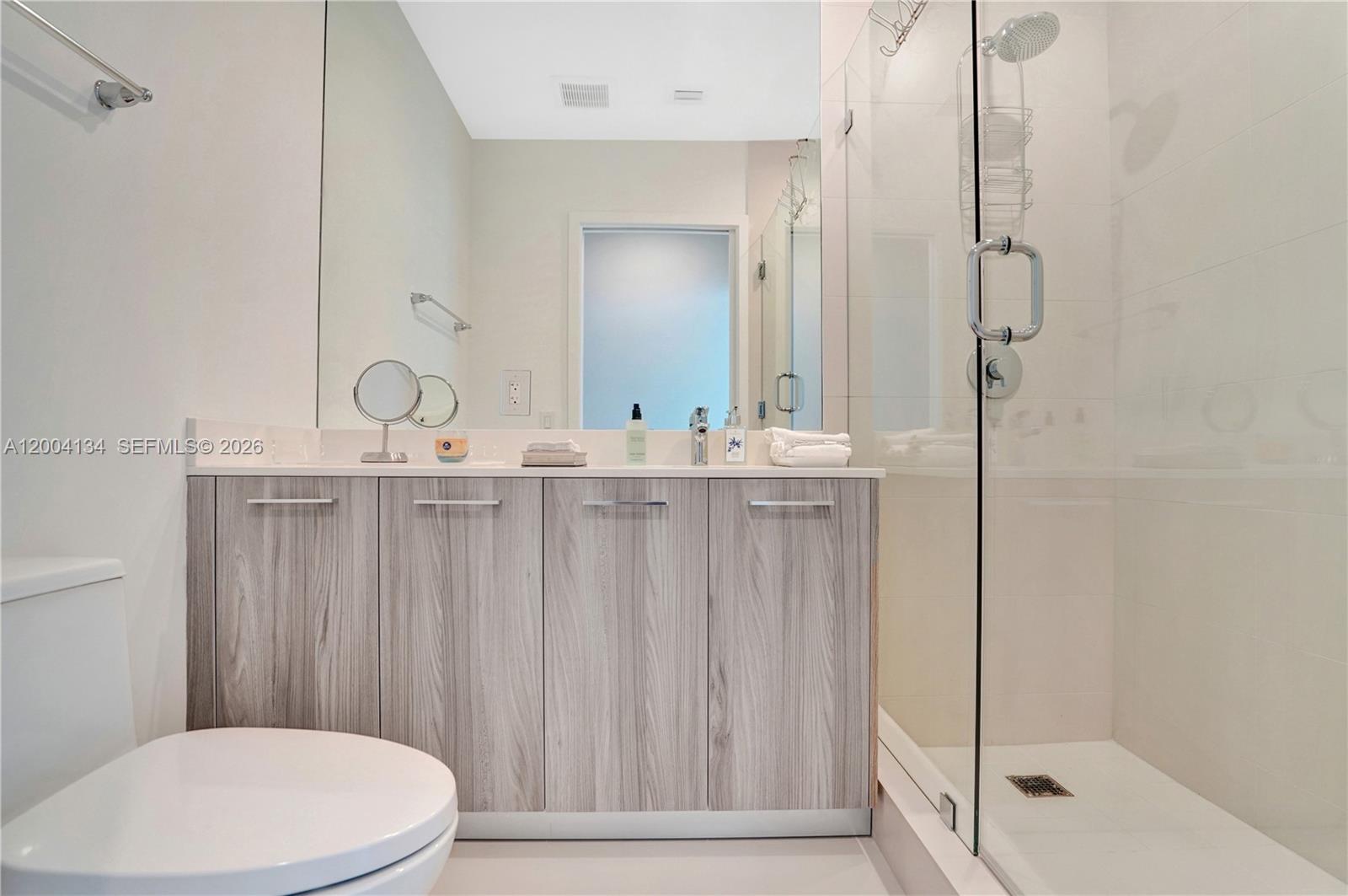 PARAISO BAYVIEWS CONDO - Residential Lease