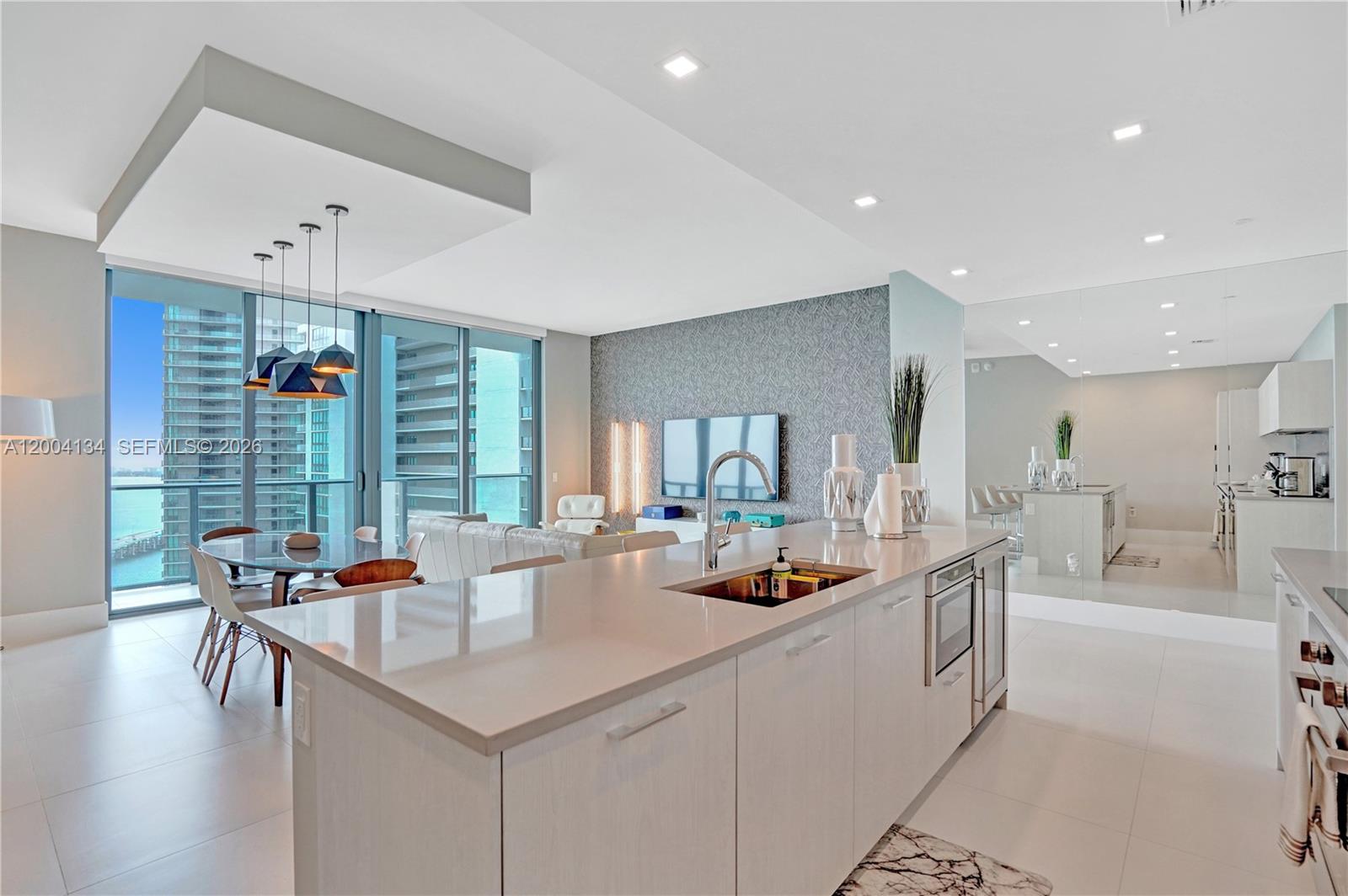 PARAISO BAYVIEWS CONDO - Residential Lease