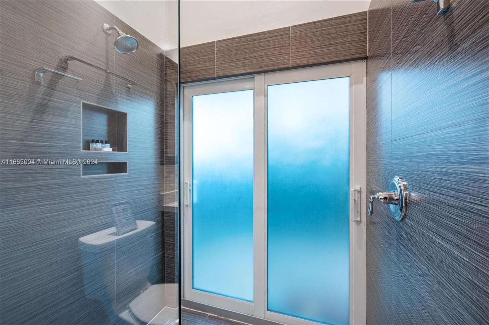 MIDDLE RIVER MANOR ADD - Residential