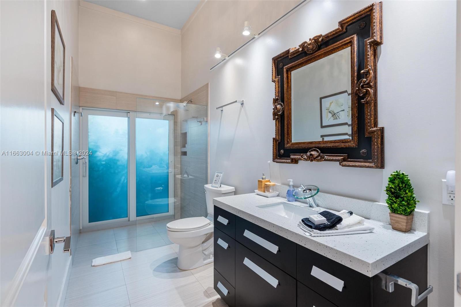 MIDDLE RIVER MANOR ADD - Residential