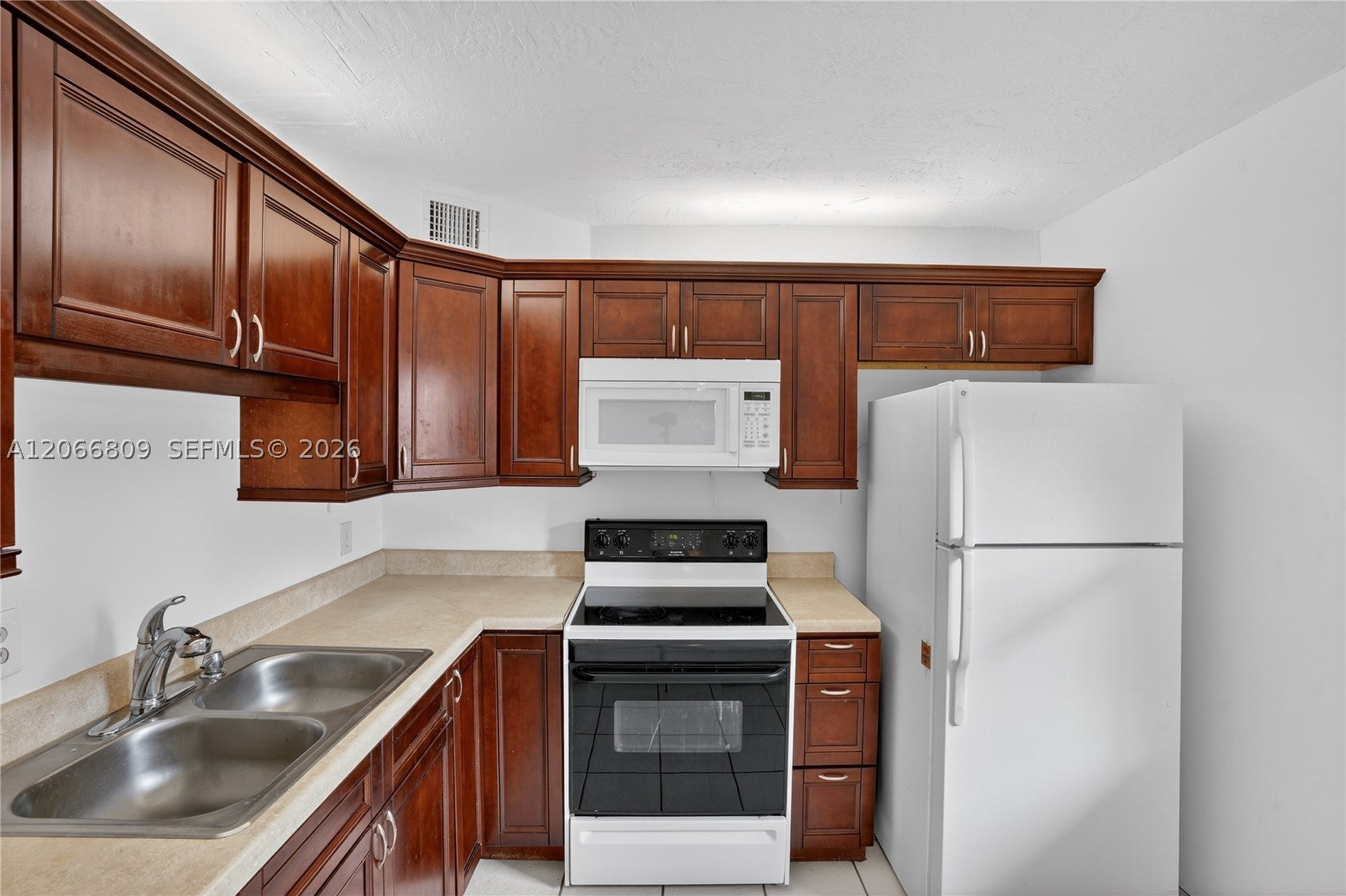 2821 Somerset Dr 317