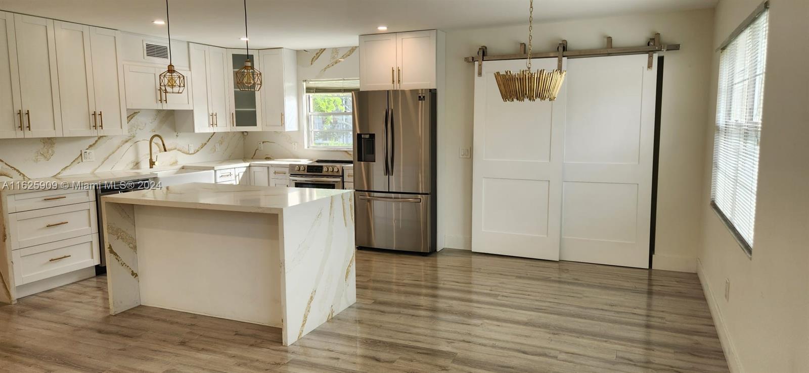 NEW HAMPTON AT CENTURY VI - Residential