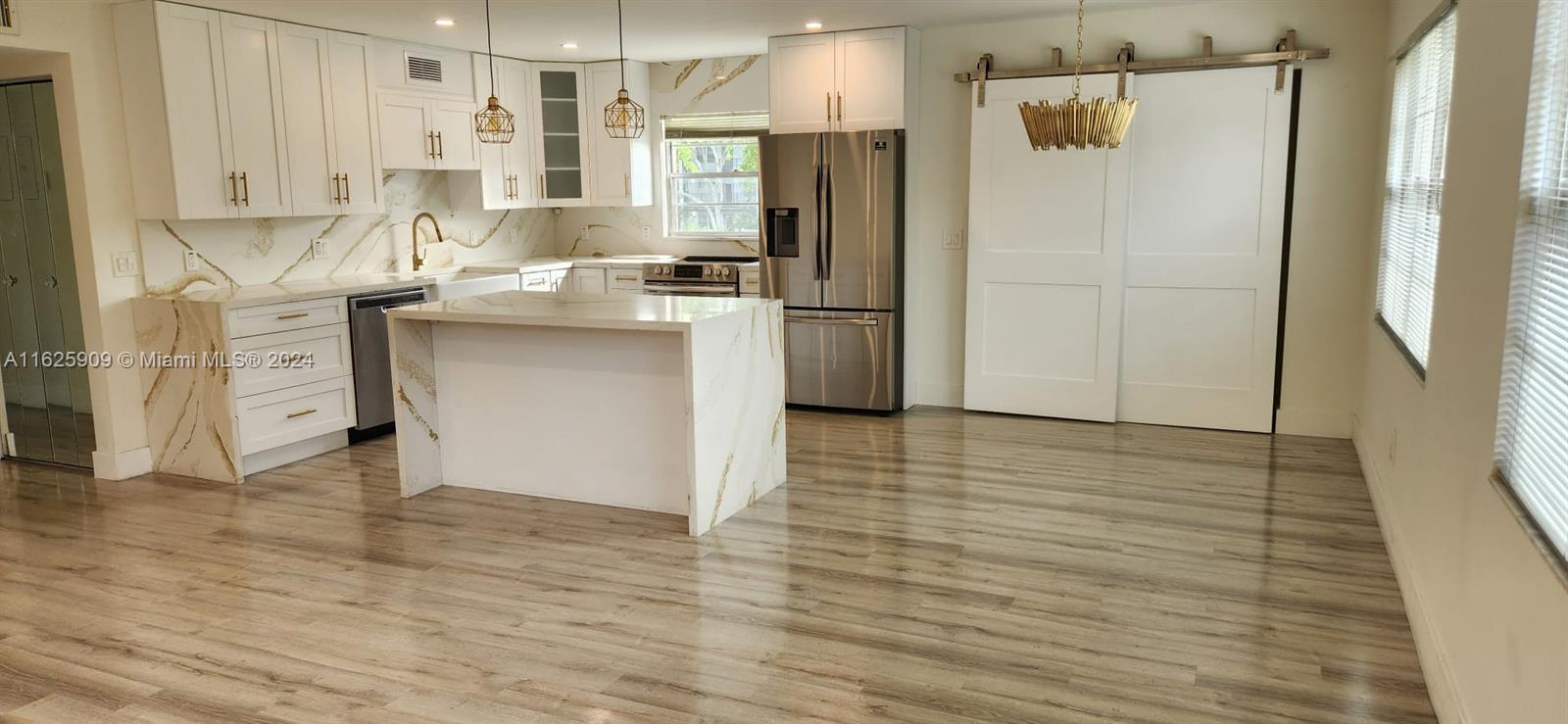 NEW HAMPTON AT CENTURY VI - Residential