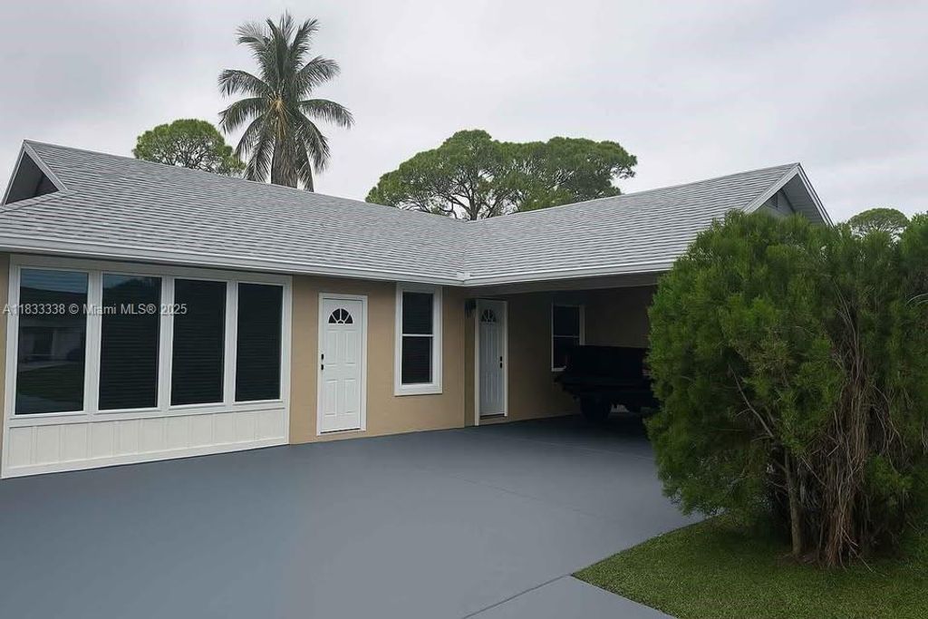 Photo of 2425 Mohawk Ave #., Fort Pierce, FL 34946 (MLS # A11833338)
