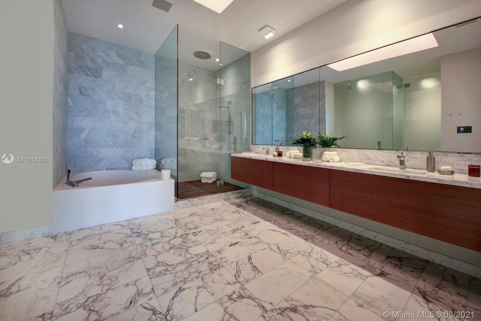 OCEANA BAL HARBOUR CONDO - Residential