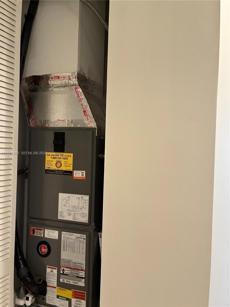 COURTSIDE AT WESTON HILLS - Residential Lease