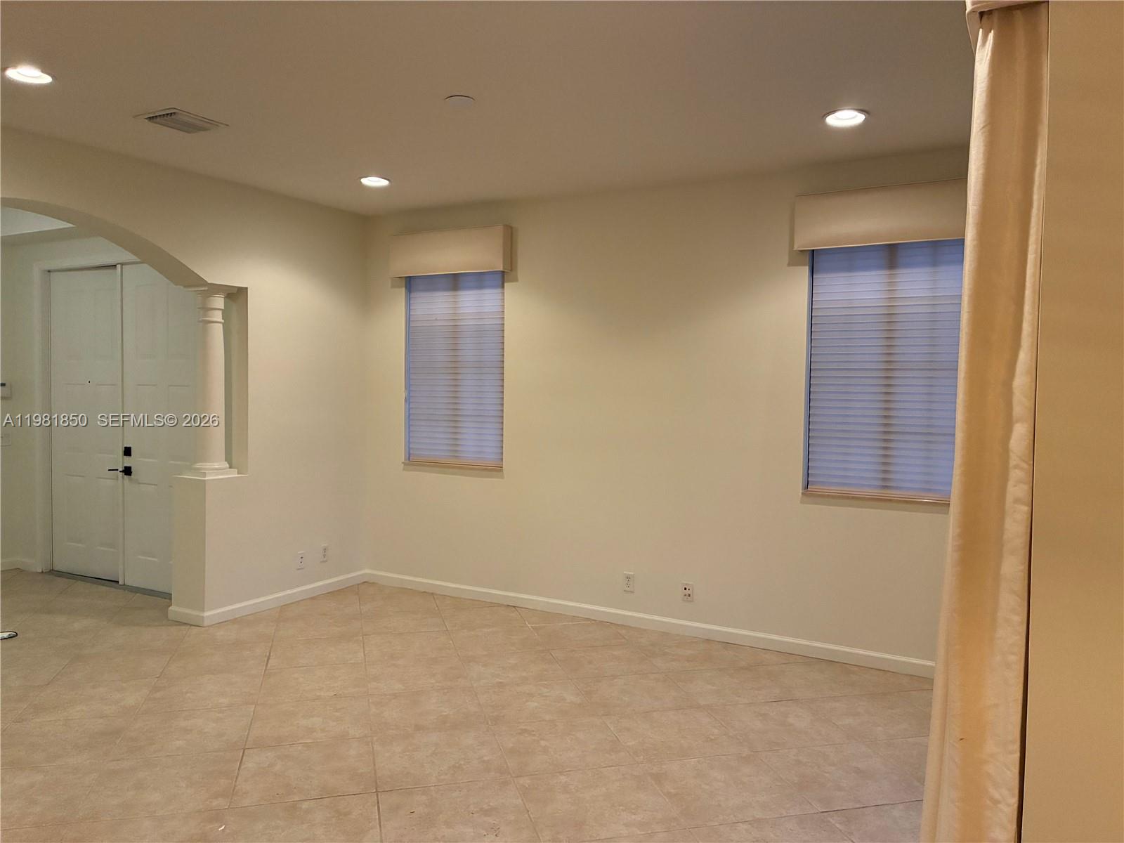 COURTSIDE AT WESTON HILLS - Residential Lease