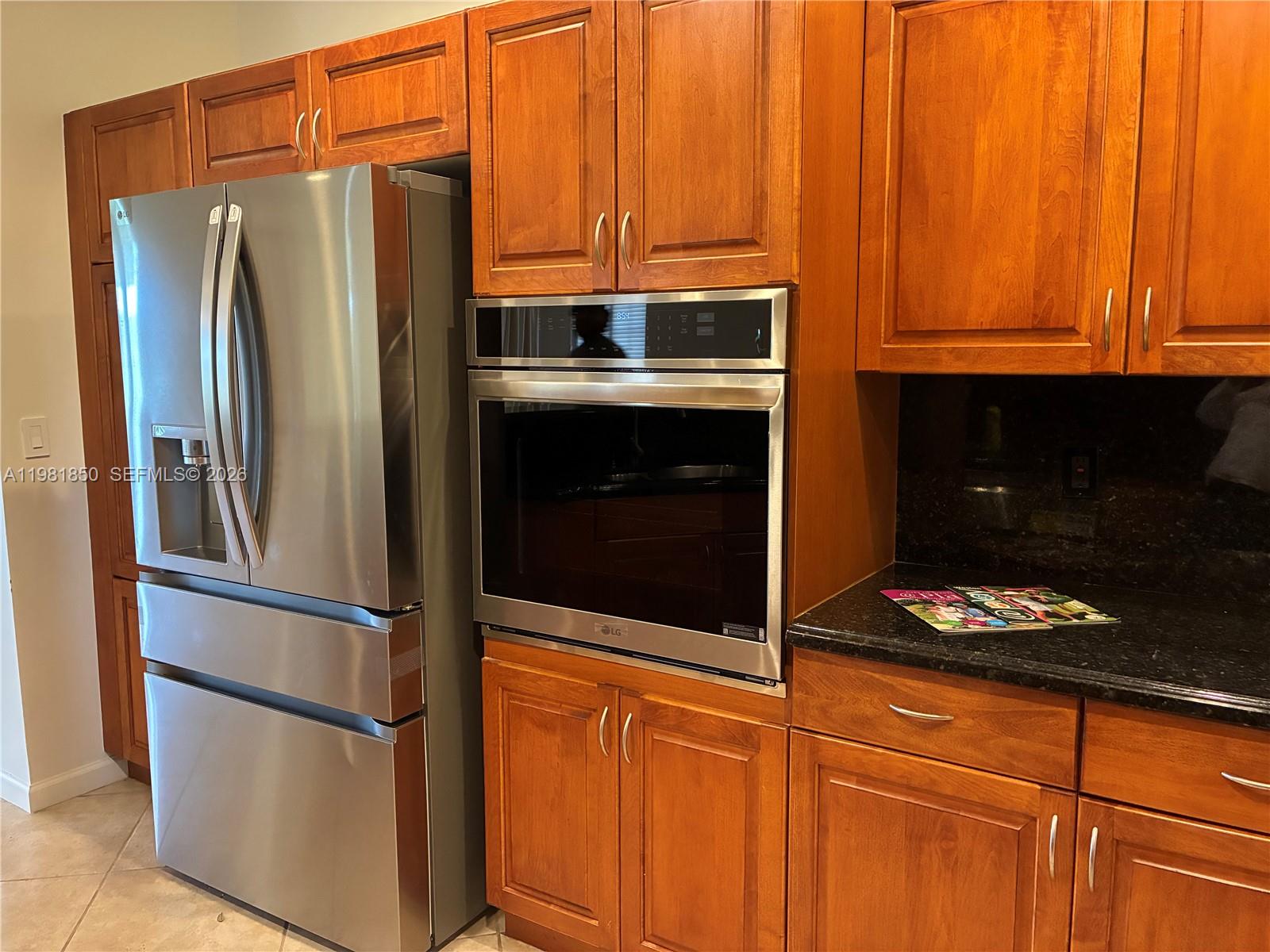 COURTSIDE AT WESTON HILLS - Residential Lease