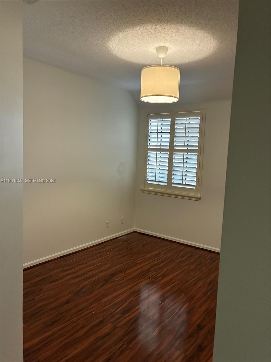 COURTSIDE AT WESTON HILLS - Residential Lease