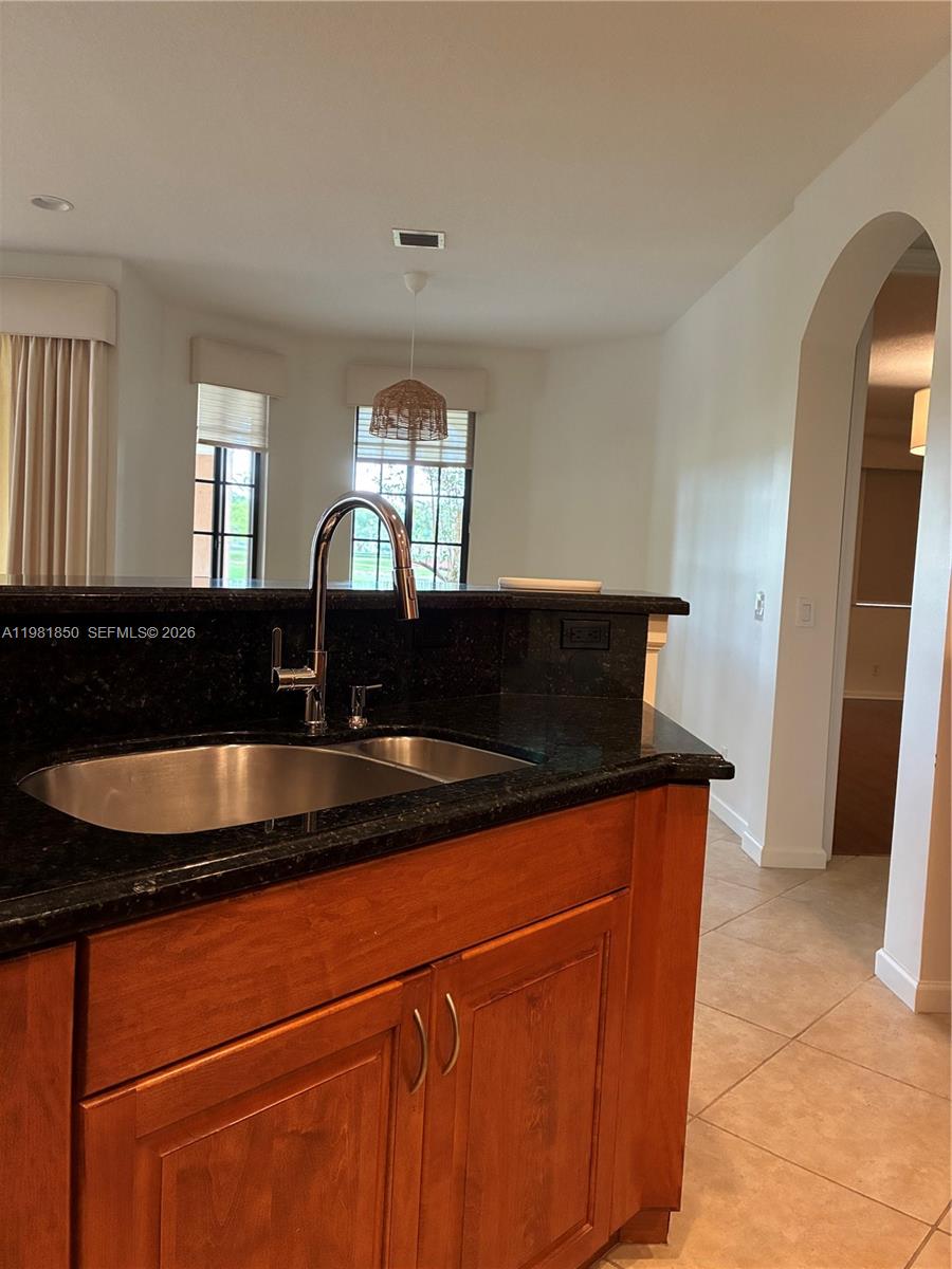 COURTSIDE AT WESTON HILLS - Residential Lease