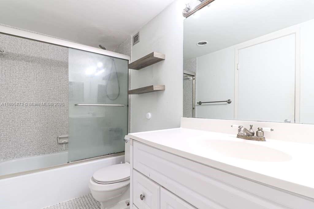 BUCKLEY TOWERS CONDO - EA - Residential