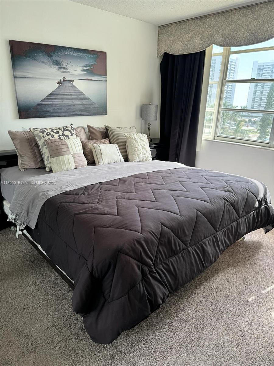1825 S Ocean Dr 514
