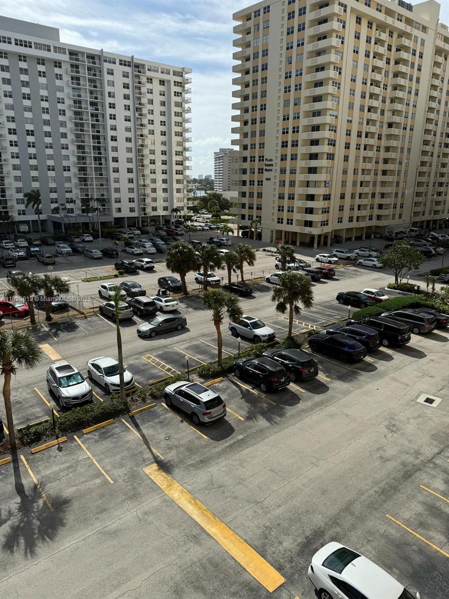 1825 S Ocean Dr 514