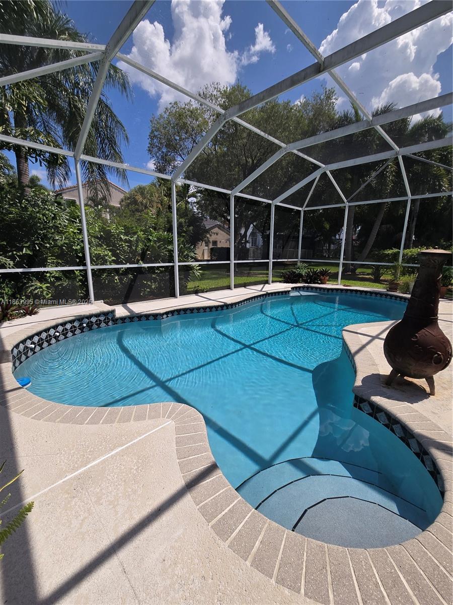 15661 SW 16th Ct