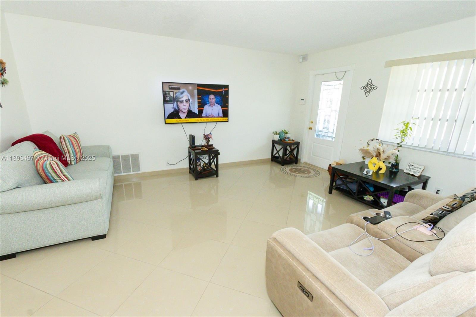 MAINLANDS OF TAMARAC LAKE - Residential