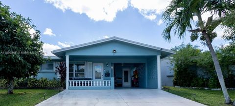 4518 NW 45th Ct Tamarac FL 33319