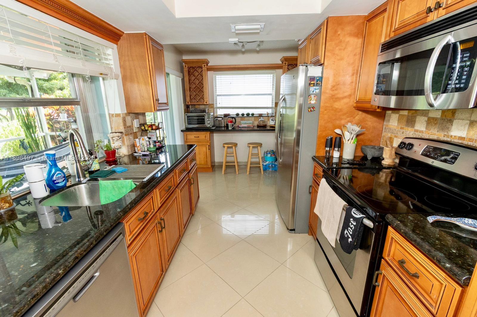 MAINLANDS OF TAMARAC LAKE - Residential