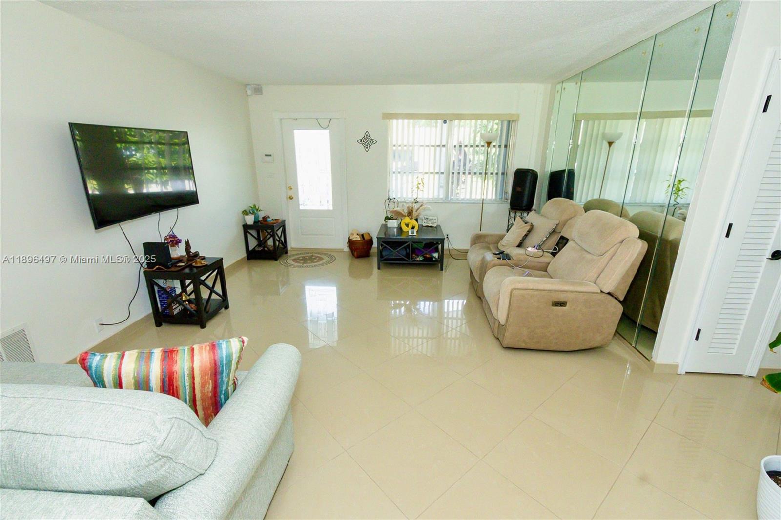MAINLANDS OF TAMARAC LAKE - Residential