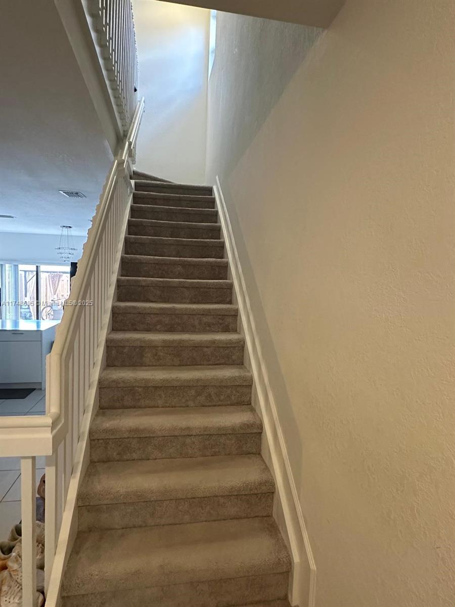 KENDALL ASSEMBLAGE SOUTH - Residential