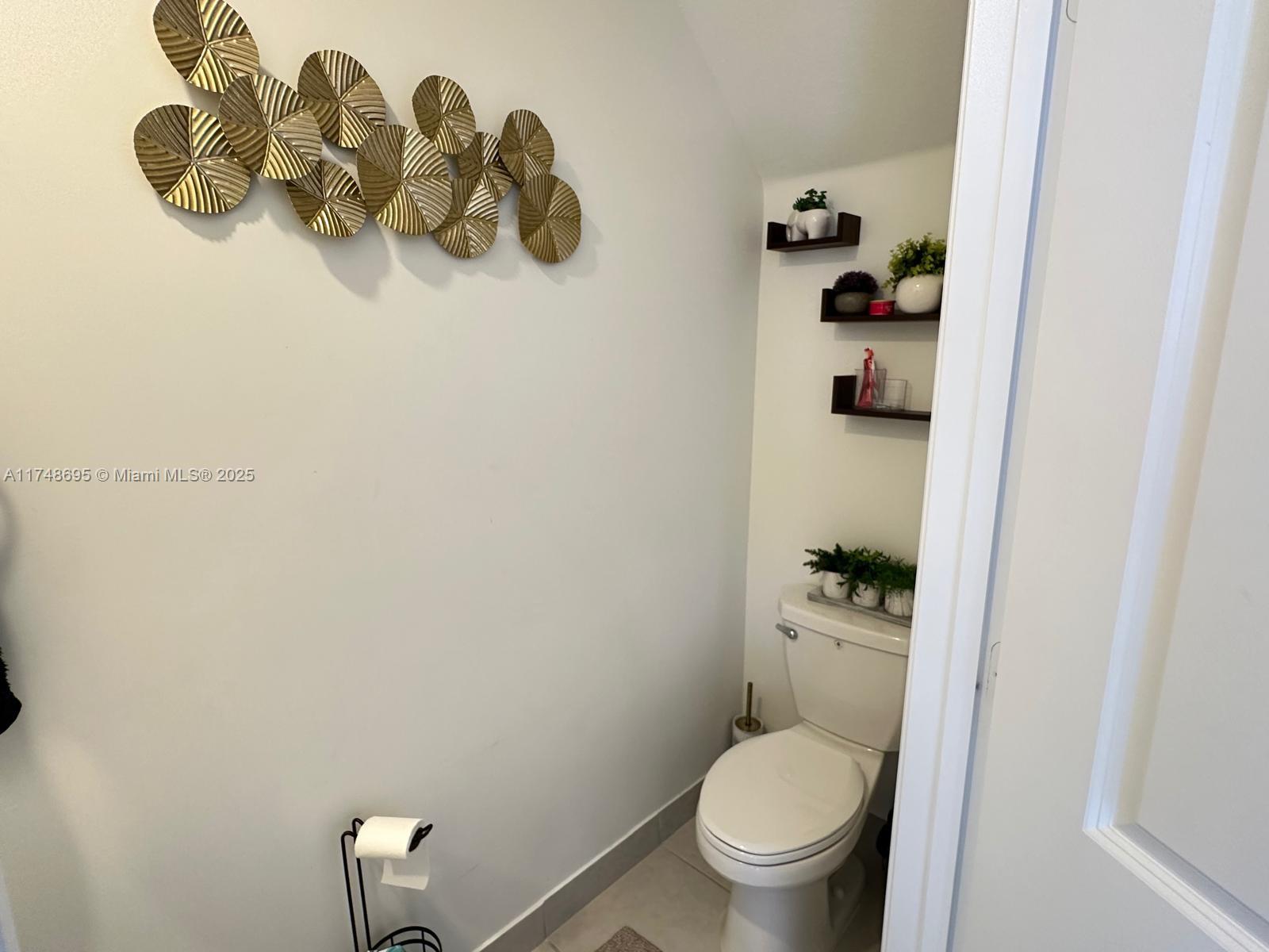 KENDALL ASSEMBLAGE SOUTH - Residential