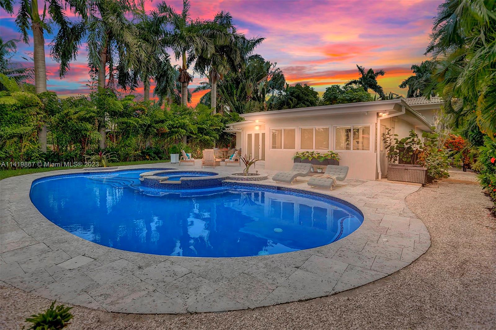 BELLE MEADE ISLAND - Residential