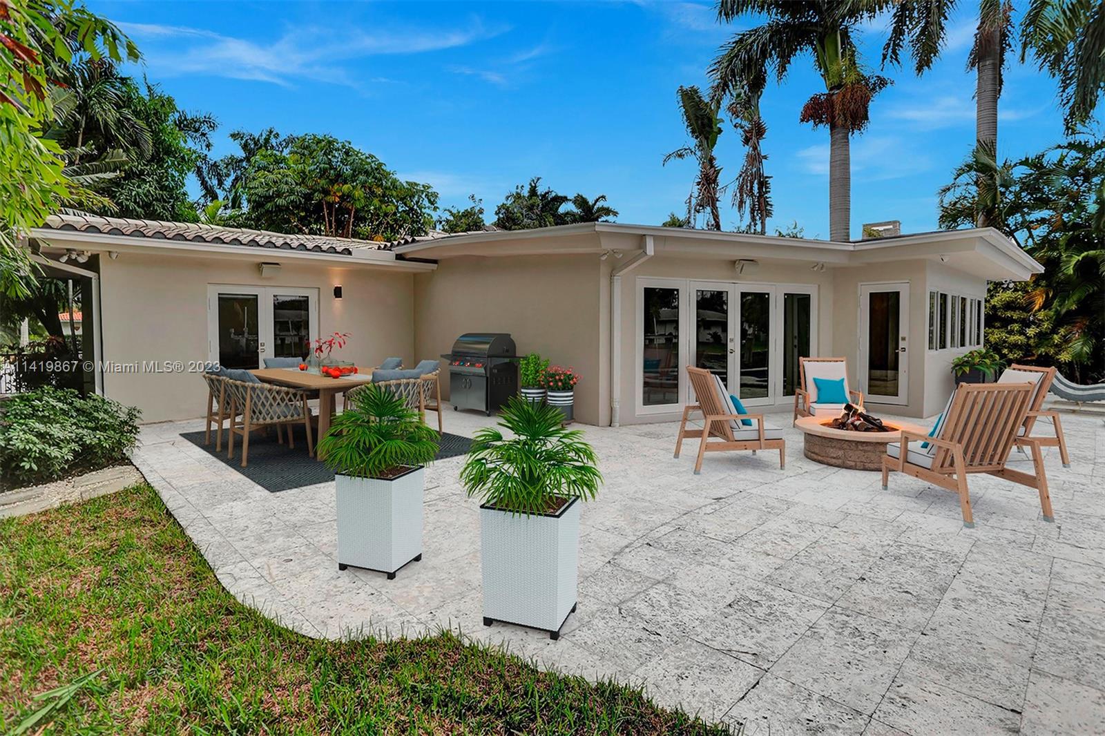 BELLE MEADE ISLAND - Residential