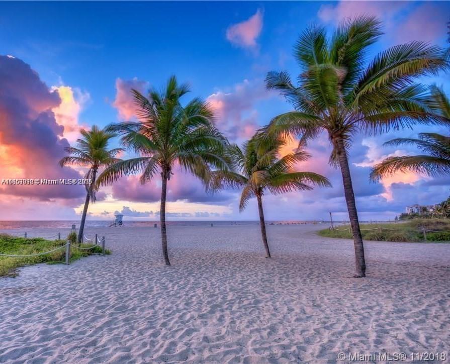 LADO DEL RIO CONDO - Residential