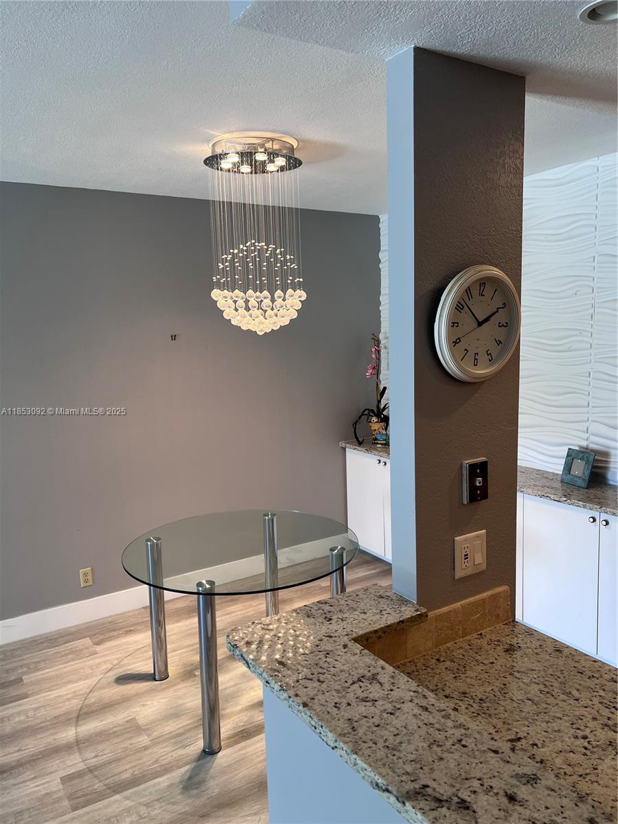 LADO DEL RIO CONDO - Residential