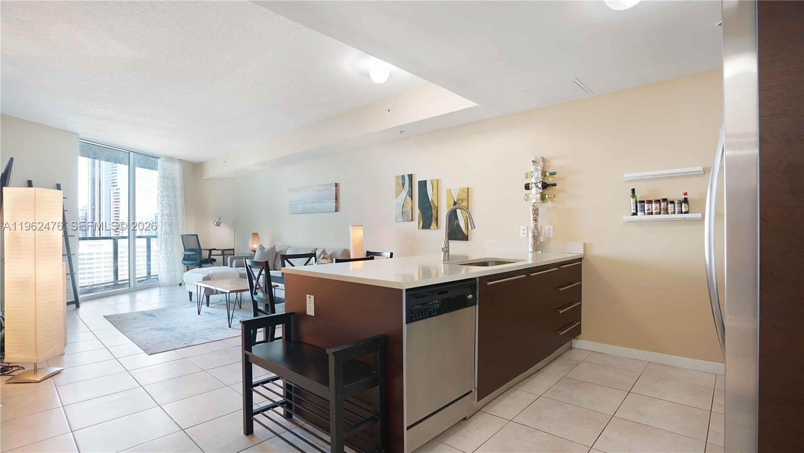 QUANTUM ON THE BAY CONDO I - Residential