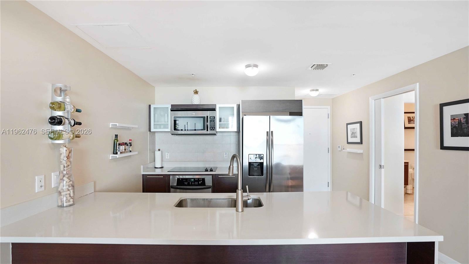 QUANTUM ON THE BAY CONDO I - Residential