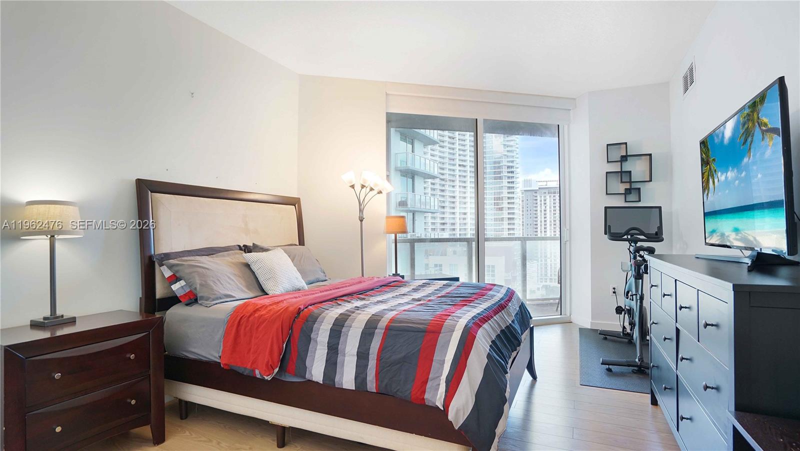 QUANTUM ON THE BAY CONDO I - Residential