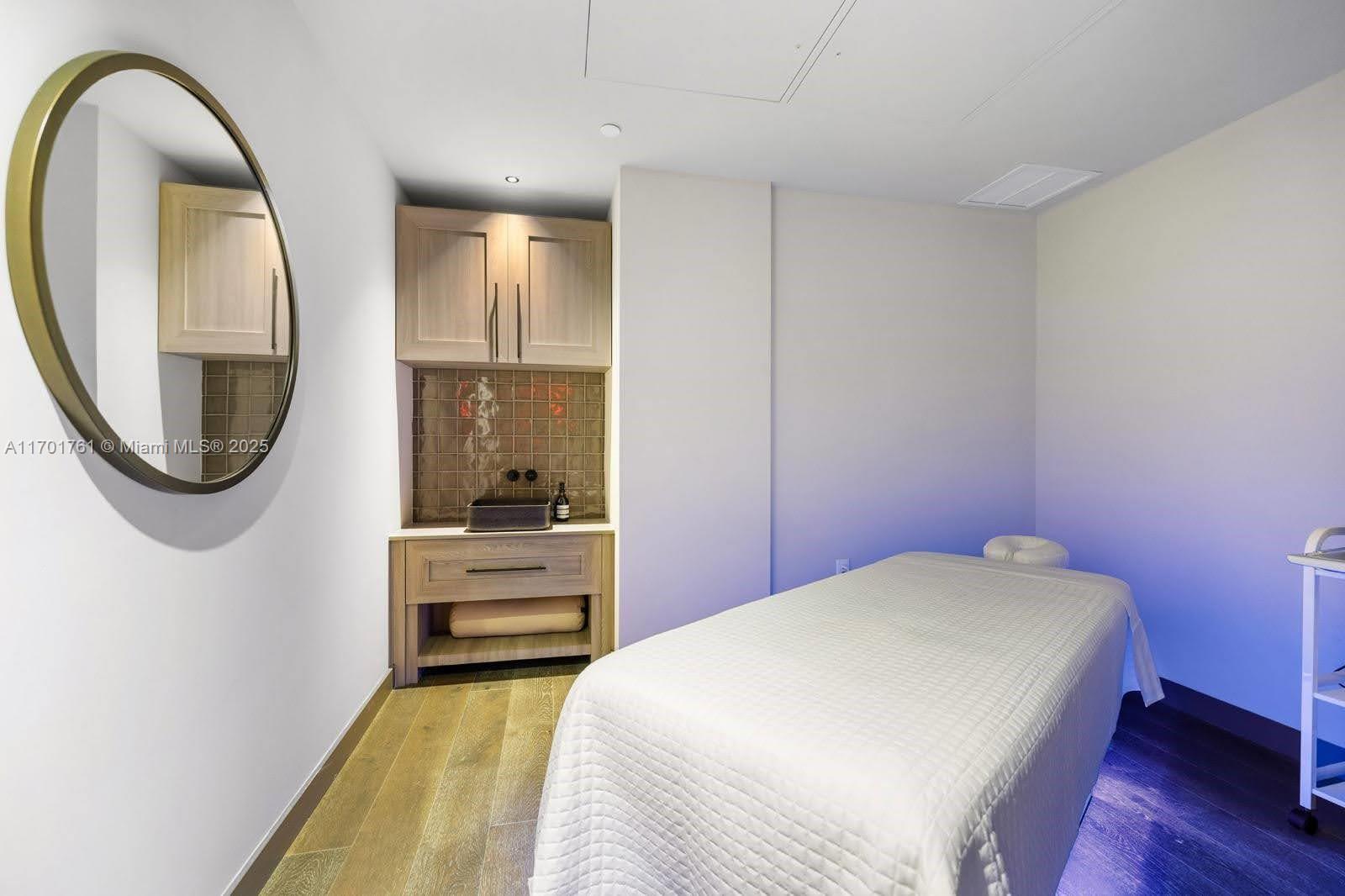 Gale Residences - Residential