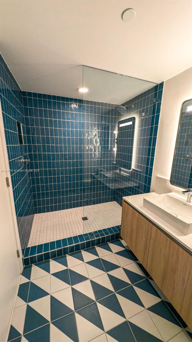 Gale Residences - Residential